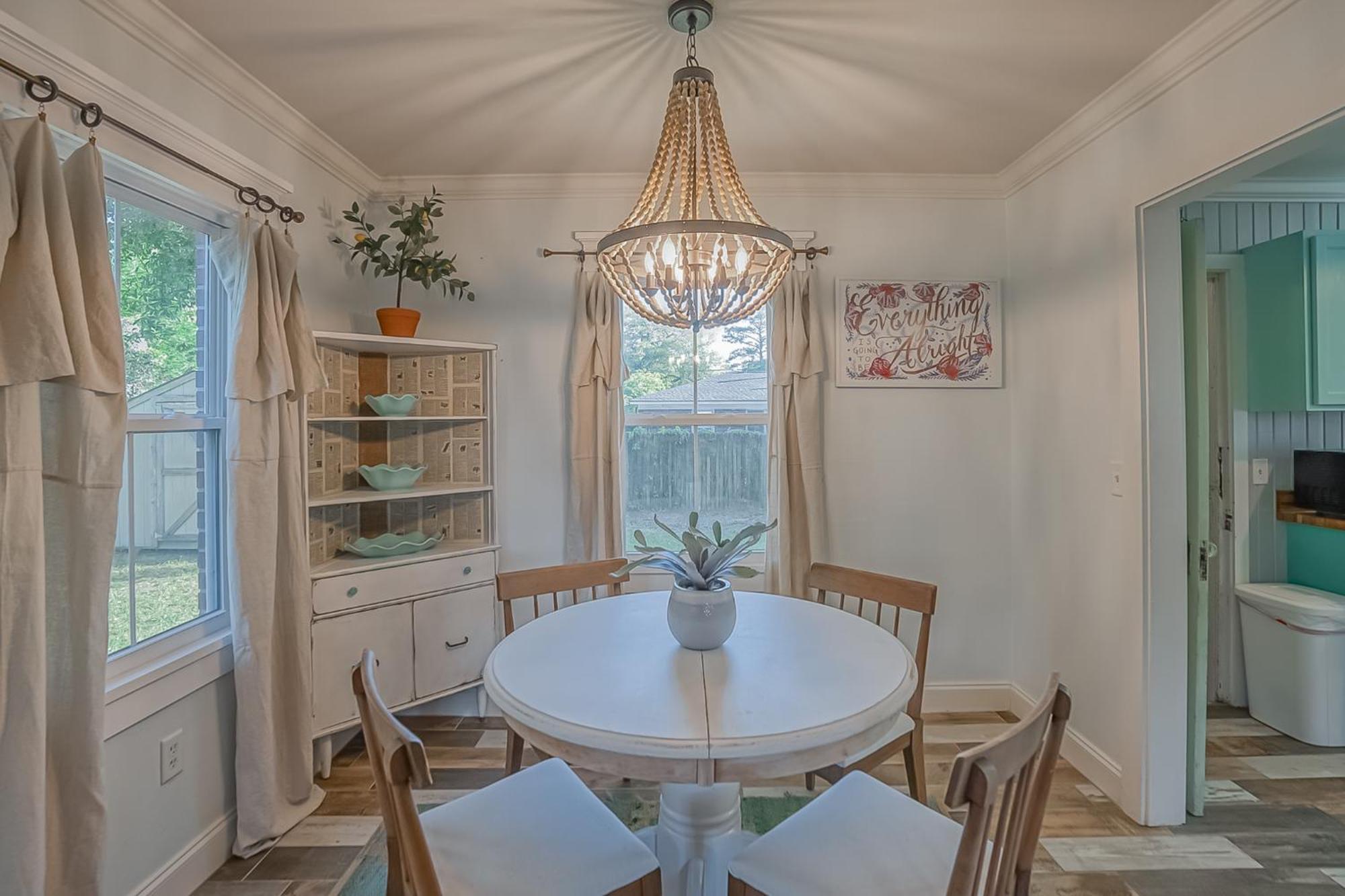 Urban Nest Cottage - Book Now! Beaufort Exterior photo